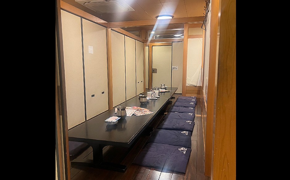 居酒屋　世界の山ちゃん　川口店