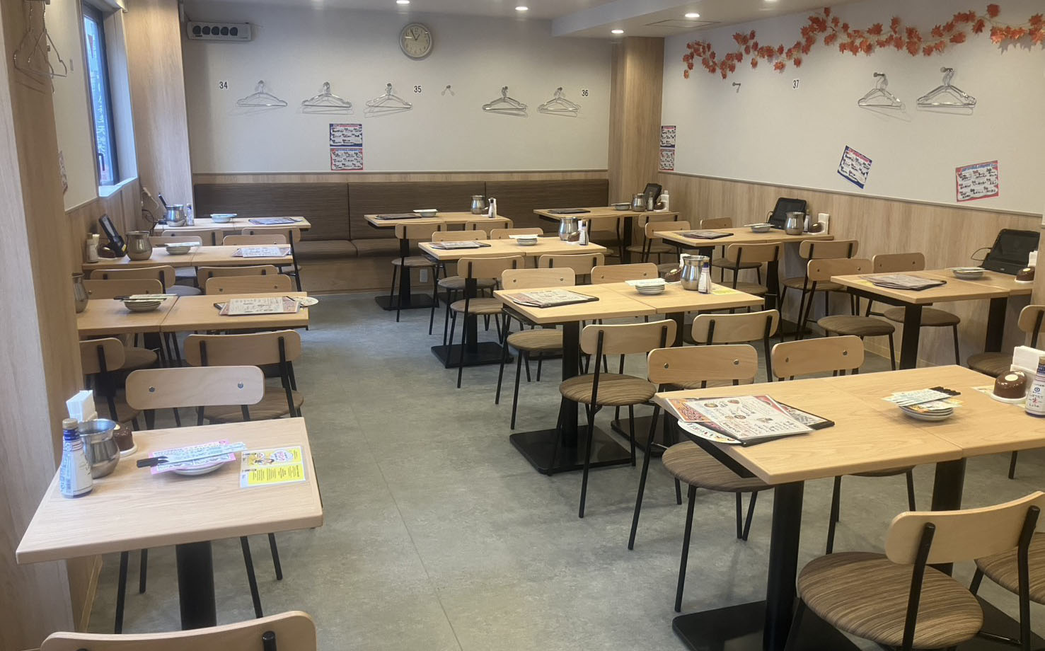 世界の山ちゃん　上野アメ横店